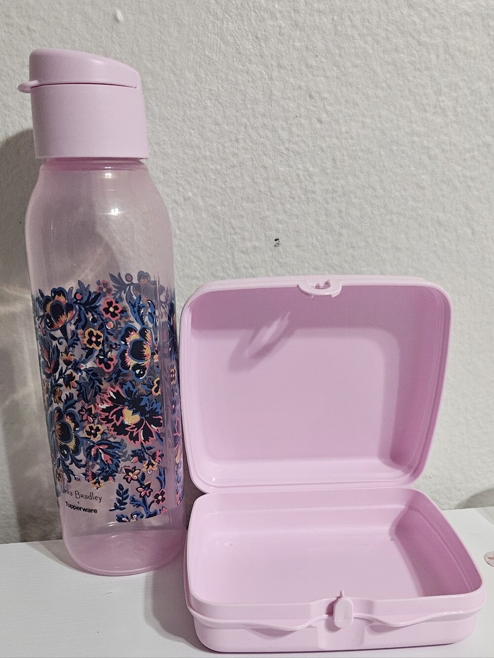 Tupperware Lunch Set - Picture 2 of 2
